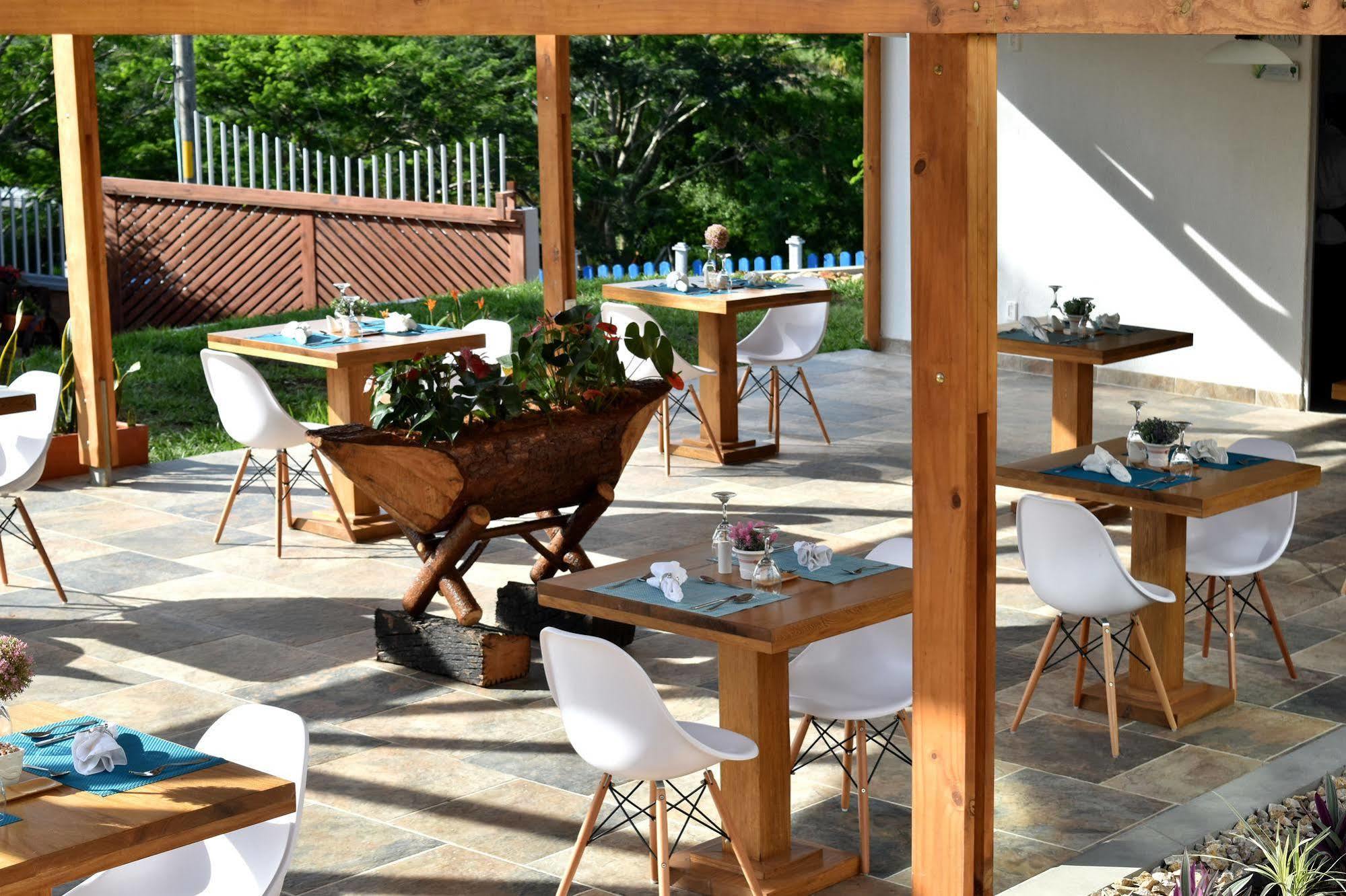 Hotel Syvanna Wellness And Spa Cerritos Eksteriør bilde