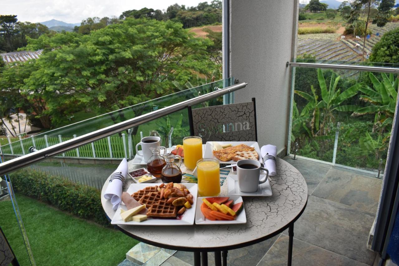 Hotel Syvanna Wellness And Spa Cerritos Eksteriør bilde